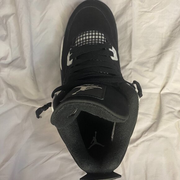 Jordan 4\'s White Thunder 2024 Release Size 7Y main image 4